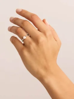 Endless Grace Pearl Ring - Silver
