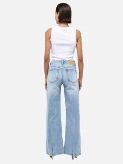 Jonesy Singlet - White