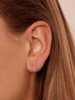 14k White Gold Purity Sleeper - Single