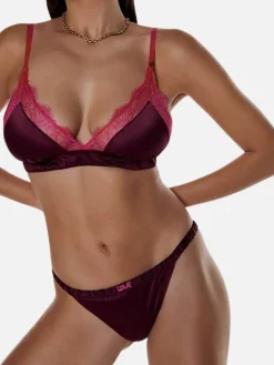 Love Lace - Burgundy