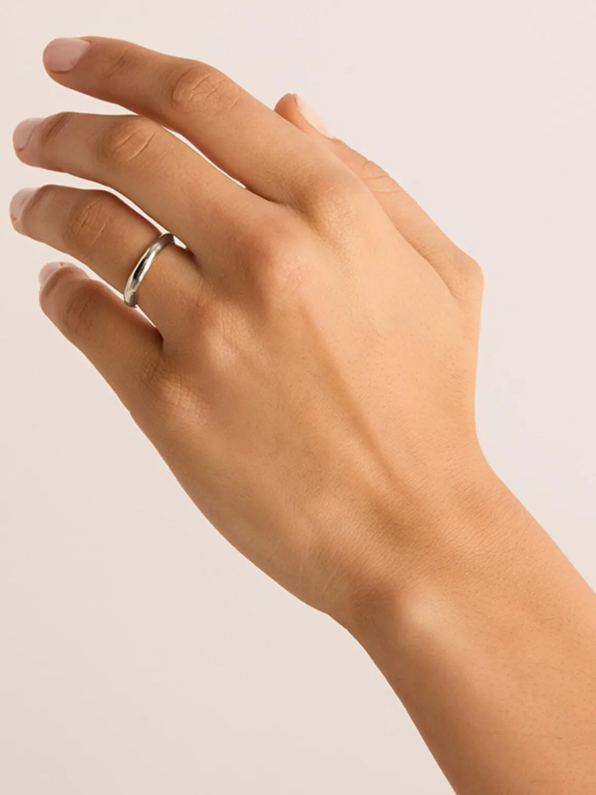 Lover Medium Ring - Silver