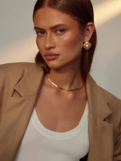 Maggie Pearl Earrings - Gold