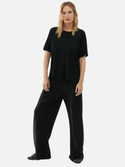 Ribbed T-Shirt - Black