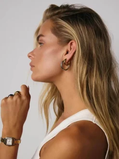 Rogue Huggie Earrings - Gold