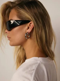 Rogue Huggie Earrings - Silver