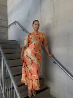 Short Sleeve Bias Dress - Rabbit Amaranth