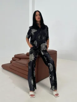 Short Sleeve Boyfriend Shirt Fibonacci - Black